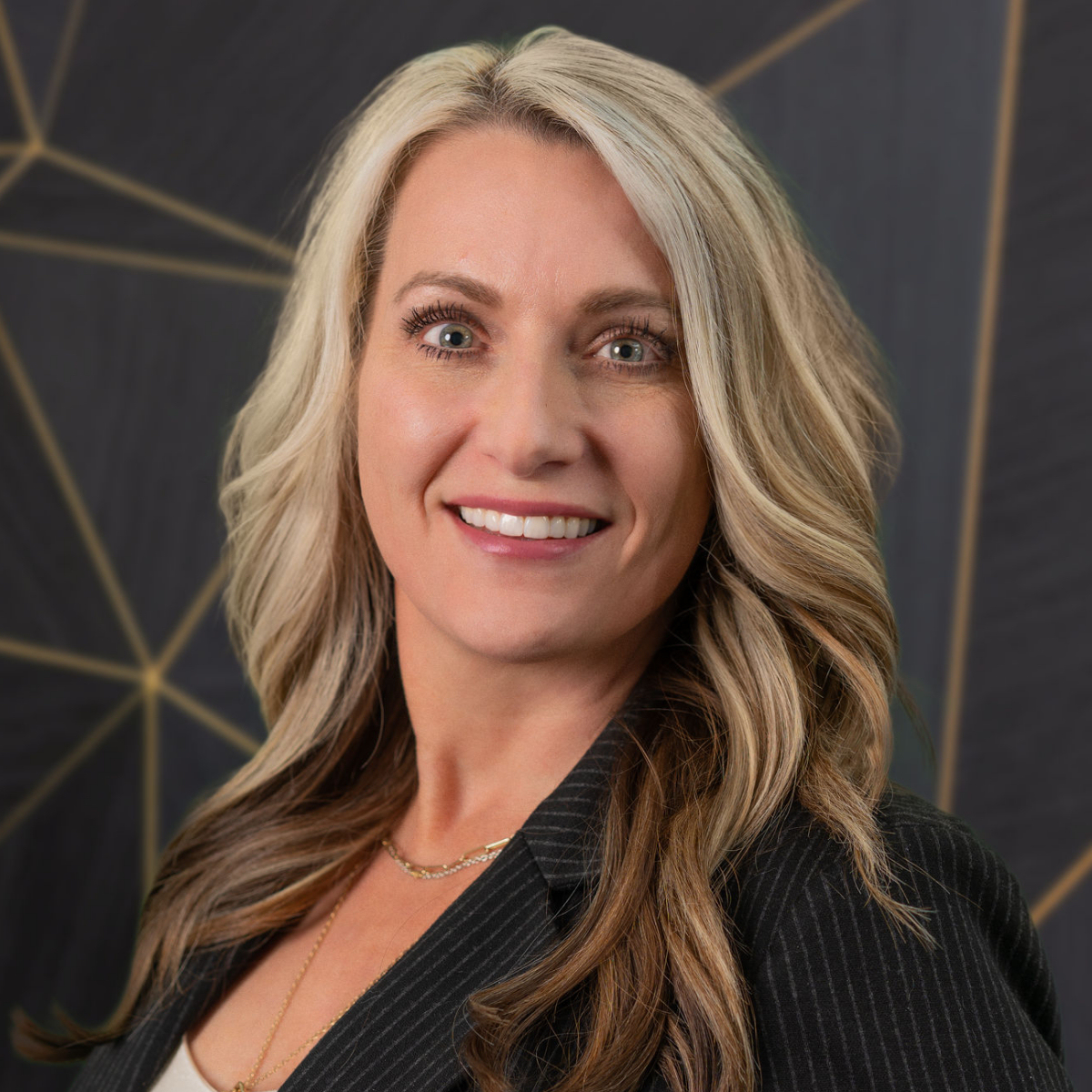 Nicole Zukas, loan officer